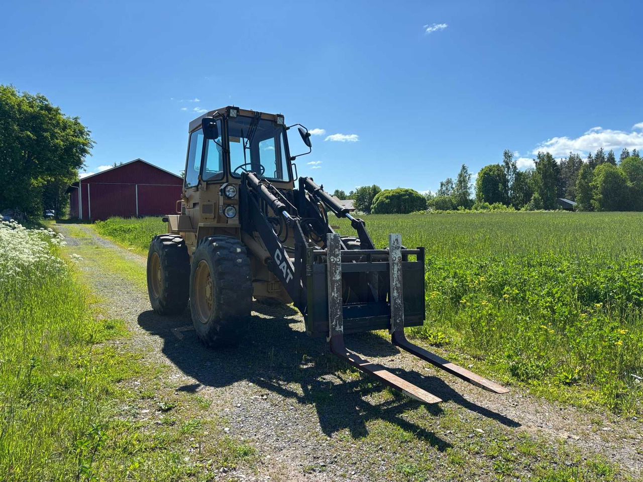 Wheel loader CAT IT12 - Chargeuse sur pneus: photos 3 Wheel loader CAT IT12 - Chargeuse sur pneus: photos 3