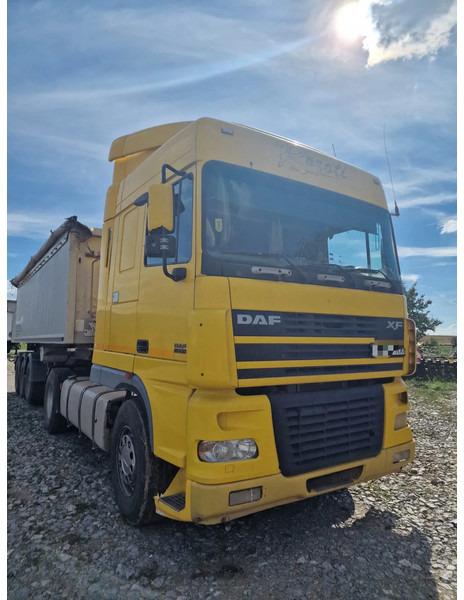 DAF XF 95.430 - Tracteur routier: photos 2 DAF XF 95.430 - Tracteur routier: photos 2