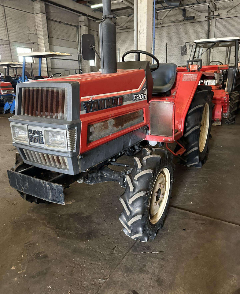 Yanmar F20 - Tracteur agricole: photos 2 Yanmar F20 - Tracteur agricole: photos 2