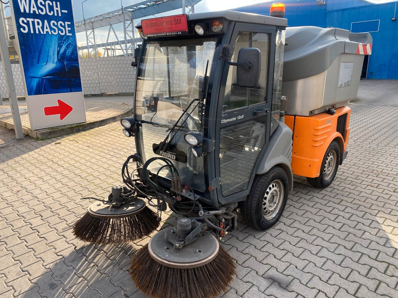 Hako Citymaster 1250 Kehrmaschine - Balayeuse de voirie: photos 1 Hako Citymaster 1250 Kehrmaschine - Balayeuse de voirie: photos 1