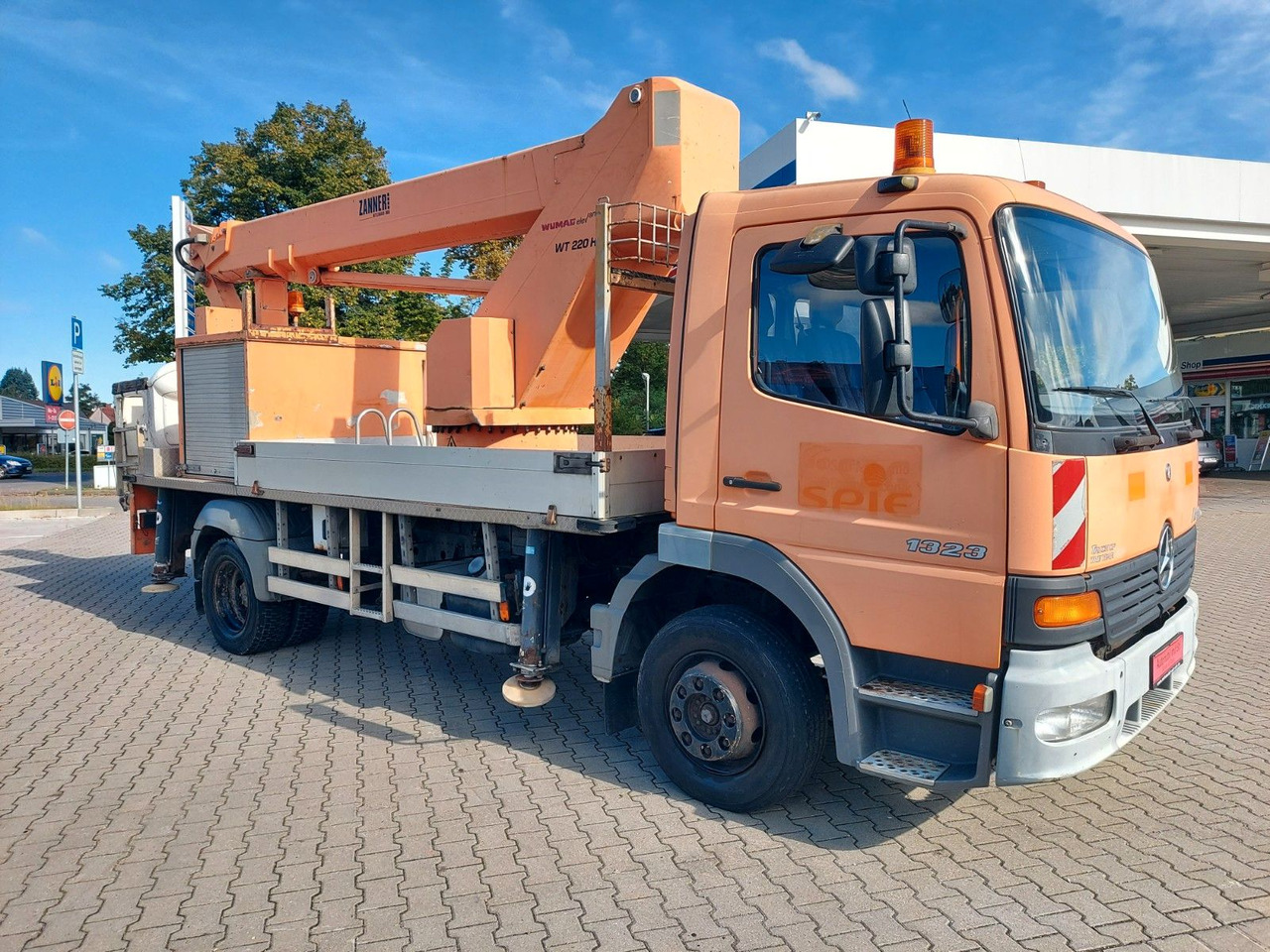 Mercedes-Benz ATEGO 1323 HUBSTEIGER WUMAG WT220H - Camion avec nacelle: photos 3 Mercedes-Benz ATEGO 1323 HUBSTEIGER WUMAG WT220H - Camion avec nacelle: photos 3