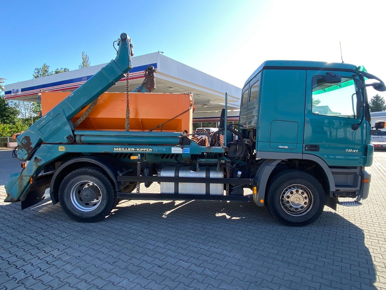 Mercedes-Benz Actros 2/3 6-Zyl. 1841 MEILER ABSATZKIPP. WINTER - Camion benne: photos 3 Mercedes-Benz Actros 2/3 6-Zyl. 1841 MEILER ABSATZKIPP. WINTER - Camion benne: photos 3