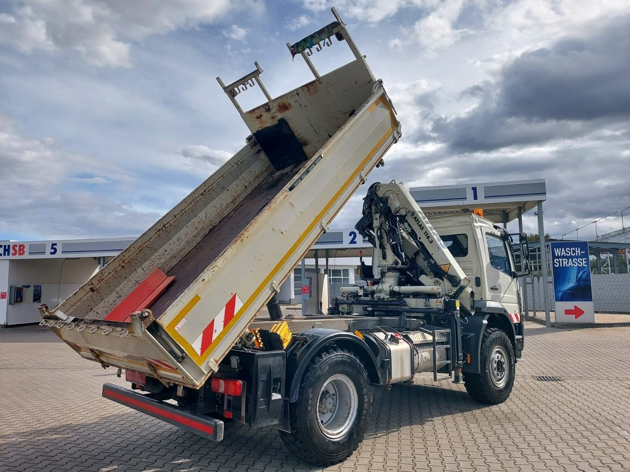 Mercedes-Benz Atego / 1324 MEILLER 4X4 KRAN ATLAS 116.3 Kipper - Camion benne, Camion grue: photos 2 Mercedes-Benz Atego / 1324 MEILLER 4X4 KRAN ATLAS 116.3 Kipper - Camion benne, Camion grue: photos 2