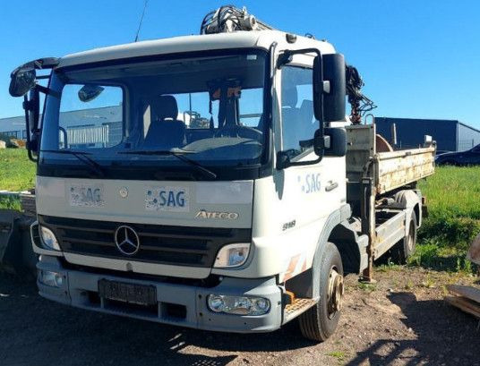 Mercedes-Benz Atego 2 4-Zyl. 4x2 918 4x2 KRAN TEREX 65.2 - Camion benne, Camion grue: photos 2 Mercedes-Benz Atego 2 4-Zyl. 4x2 918 4x2 KRAN TEREX 65.2 - Camion benne, Camion grue: photos 2