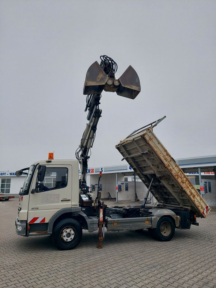 Mercedes-Benz Atego 2 4-Zyl. 4x2 918 TEREX KRAN 3-Seiten Kipp Mercedes-Benz Atego 2 4-Zyl. 4x2 918 TEREX KRAN 3-Seiten Kipp - Camion benne, Camion grue: photos 1 Mercedes-Benz Atego 2 4-Zyl. 4x2 918 TEREX KRAN 3-Seiten Kipp Mercedes-Benz Atego 2 4-Zyl. 4x2 918 TEREX KRAN 3-Seiten Kipp - Camion benne, Camion grue: photos 1
