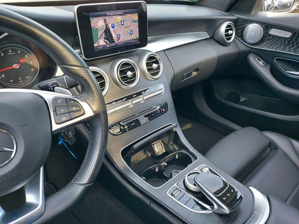 Voiture Mercedes-Benz C 250 Lim. AMG LED Leder Panorama Burmester: photos 12