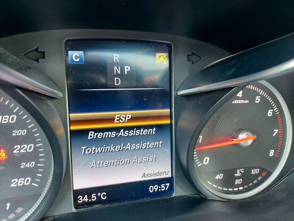 Voiture Mercedes-Benz C 250 Lim. AMG LED Leder Panorama Burmester: photos 16