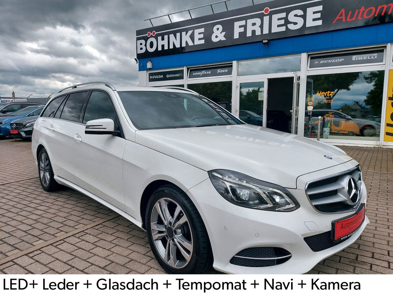Voiture Mercedes-Benz E 220 E -Klasse T 220CDI LED Glasdach Leder Navi: photos 1