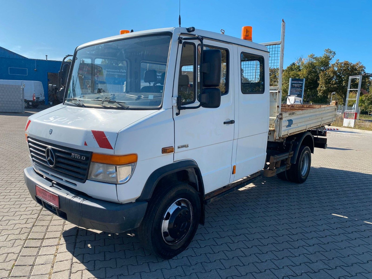 Mercedes-Benz VARIO 816D Doka 3 Seiten Kipper Meiller - Utilitaire benne, Utilitaire double cabine: photos 3 Mercedes-Benz VARIO 816D Doka 3 Seiten Kipper Meiller - Utilitaire benne, Utilitaire double cabine: photos 3