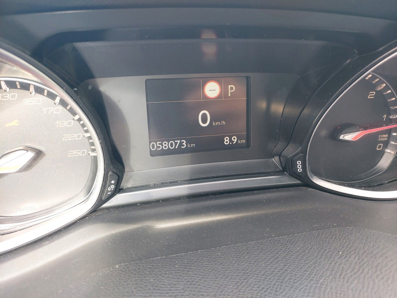 Voiture break Peugeot 308 SW Active Business Panorama DAB Navi LED: photos 6