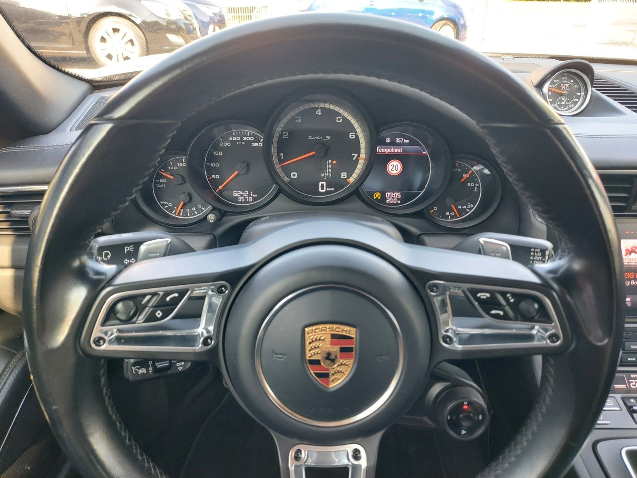 Voiture Porsche 911 Turbo S Cabriolet ACC Bose Sitzlüft Garantie: photos 9