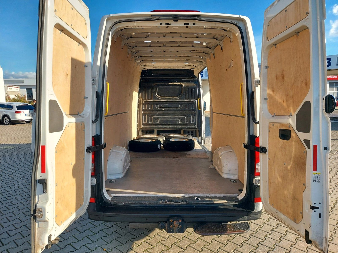 Volkswagen Crafter Kasten 35 EcoProfi Hochdach MAXI KLIMAA - Transport de personnes: photos 3 Volkswagen Crafter Kasten 35 EcoProfi Hochdach MAXI KLIMAA - Transport de personnes: photos 3