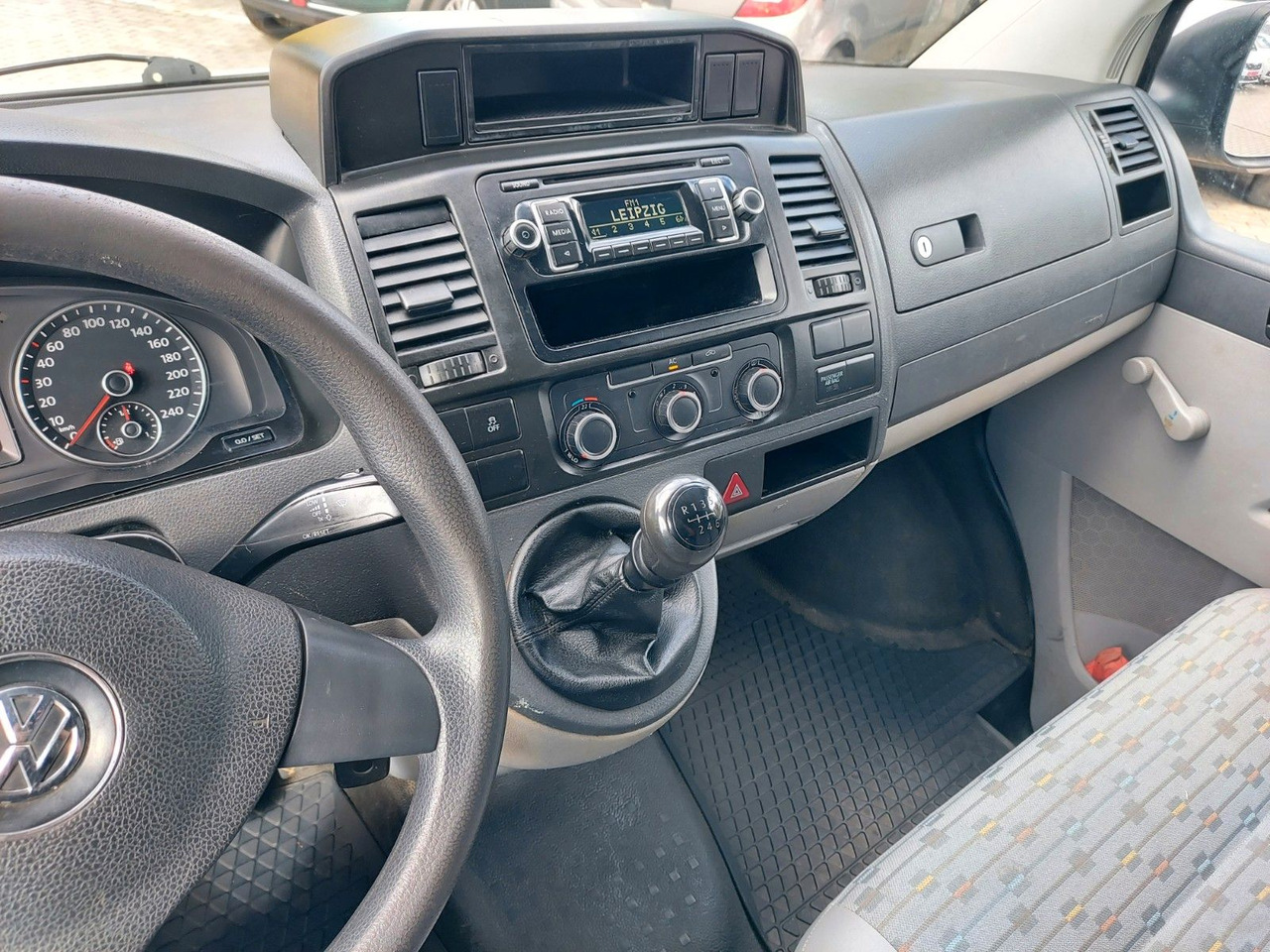 Volkswagen T5 Transporter Kasten Kombi Hoch lang Camper en crédit-bail Volkswagen T5 Transporter Kasten Kombi Hoch lang Camper: photos 11