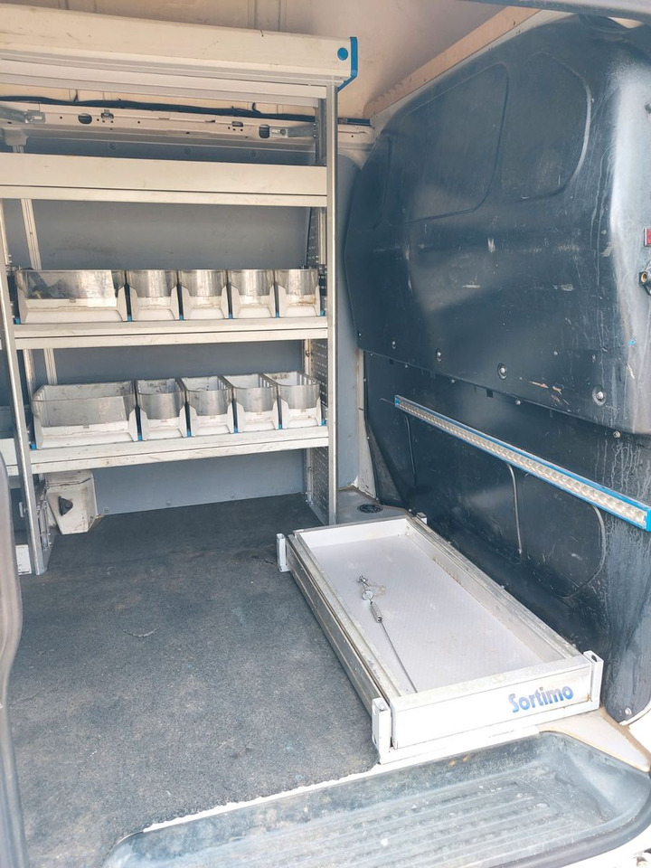 Volkswagen T5 Transporter Kasten Kombi Hoch lang Camper en crédit-bail Volkswagen T5 Transporter Kasten Kombi Hoch lang Camper: photos 20