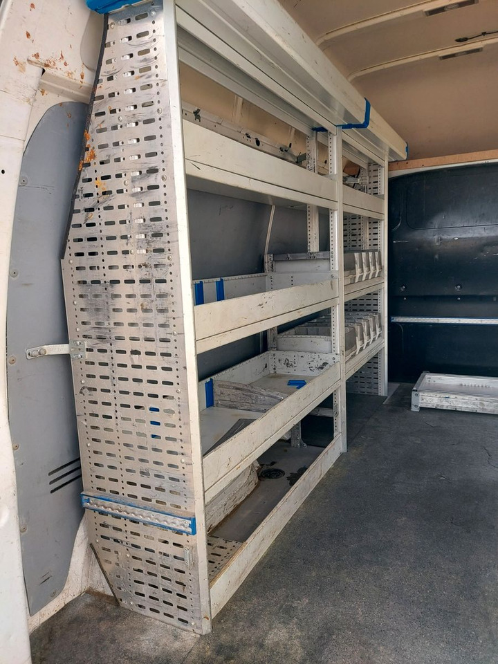 Volkswagen T5 Transporter Kasten Kombi Hoch lang Camper en crédit-bail Volkswagen T5 Transporter Kasten Kombi Hoch lang Camper: photos 18