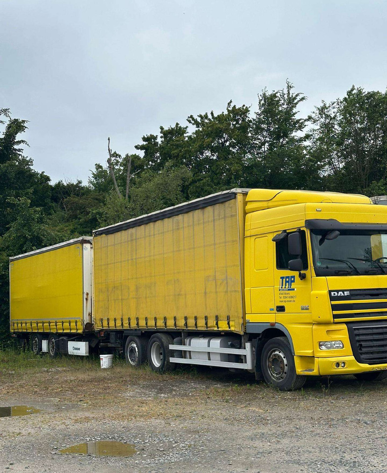 DAF XF 105 - Camion à rideaux coulissants: photos 1 DAF XF 105 - Camion à rideaux coulissants: photos 1