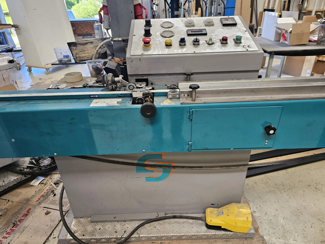 1 Stk. Butyl Extruder - Machine-outil: photos 4 1 Stk. Butyl Extruder - Machine-outil: photos 4