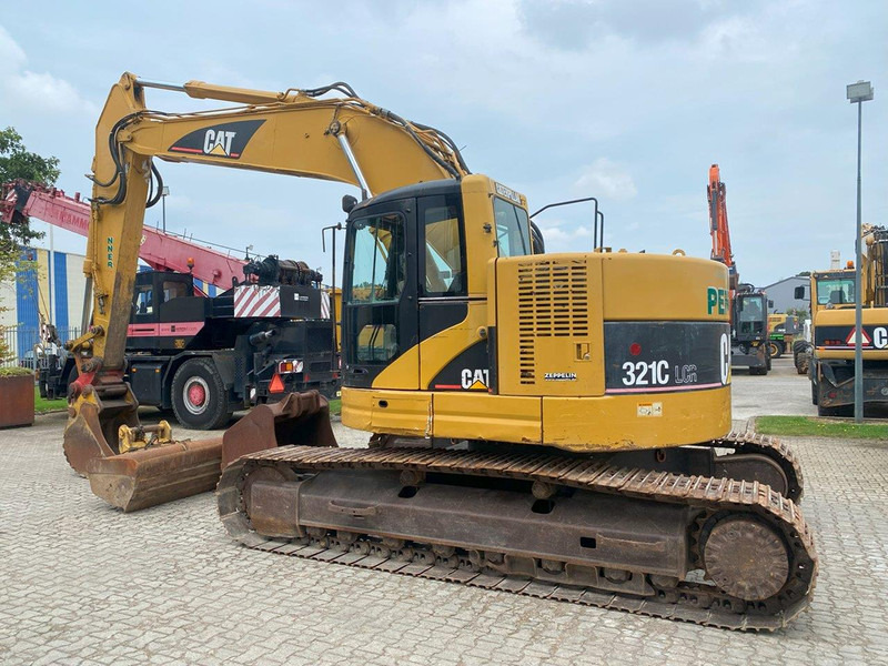 Caterpillar 321 C LCR NVT - Pelle sur chenille: photos 1 Caterpillar 321 C LCR NVT - Pelle sur chenille: photos 1