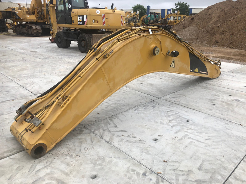 Caterpillar 322B Excavator Boom OEM 1372894 - Flèche: photos 1 Caterpillar 322B Excavator Boom OEM 1372894 - Flèche: photos 1