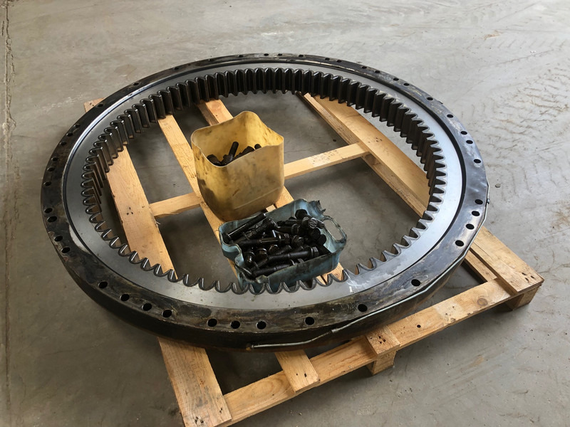 Caterpillar 330/336 Slewring OEM 3530487 - Couronne d'orientation pour Engins de chantier: photos 2 Caterpillar 330/336 Slewring OEM 3530487 - Couronne d'orientation pour Engins de chantier: photos 2