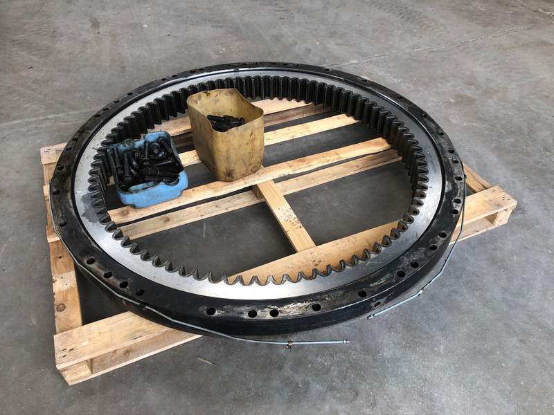 Caterpillar 330/336 Slewring OEM 3530487 - Couronne d'orientation pour Engins de chantier: photos 3 Caterpillar 330/336 Slewring OEM 3530487 - Couronne d'orientation pour Engins de chantier: photos 3