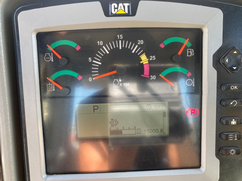 Caterpillar D6T NVT - Bulldozer: photos 5 Caterpillar D6T NVT - Bulldozer: photos 5