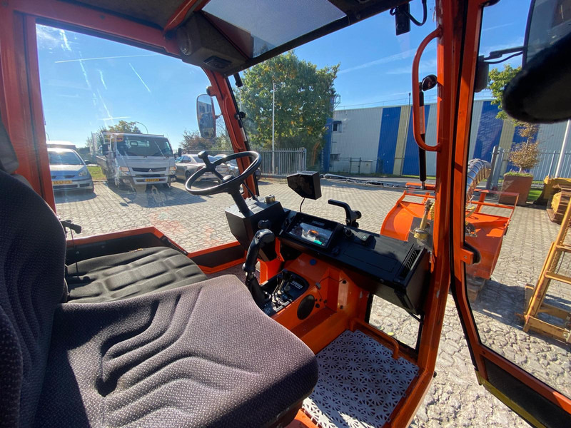 Holder C3.42 NVT - Engin de déneigement: photos 5 Holder C3.42 NVT - Engin de déneigement: photos 5