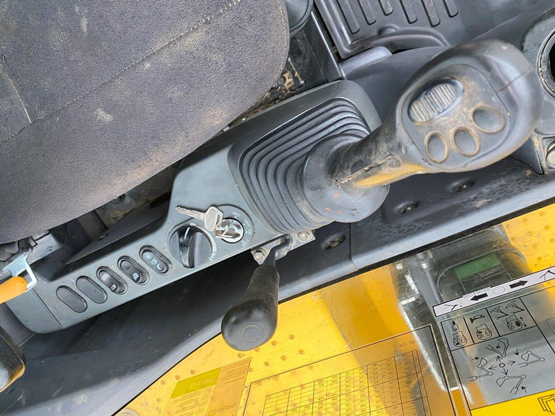 Pelle sur chenille Komatsu PC118MR-8 NVT: photos 9