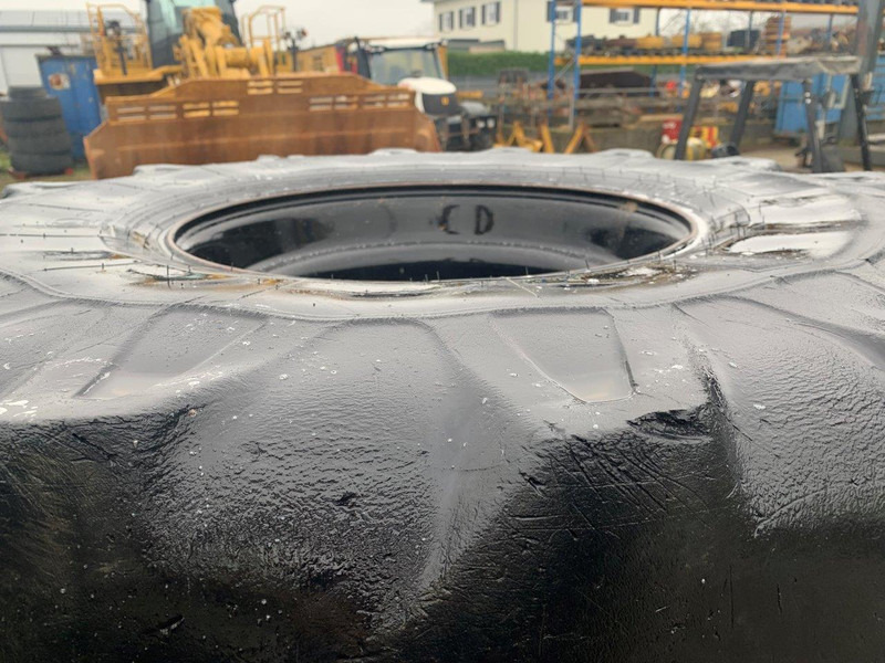 Pneu Michelin XF: photos 10 Pneu Michelin XF: photos 10