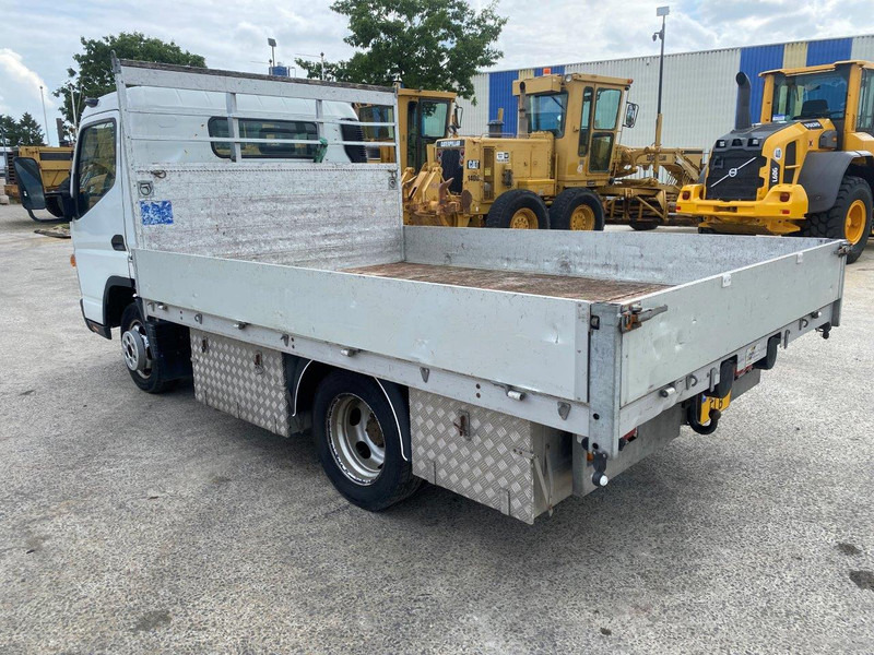 Mitsubishi Fuso Canter 3C18 NVT - Camion plateau: photos 5 Mitsubishi Fuso Canter 3C18 NVT - Camion plateau: photos 5
