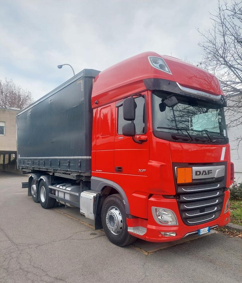 Daf xf 480 3 assi casse mobili INTARDER - Camion à rideaux coulissants: photos 1 Daf xf 480 3 assi casse mobili INTARDER - Camion à rideaux coulissants: photos 1