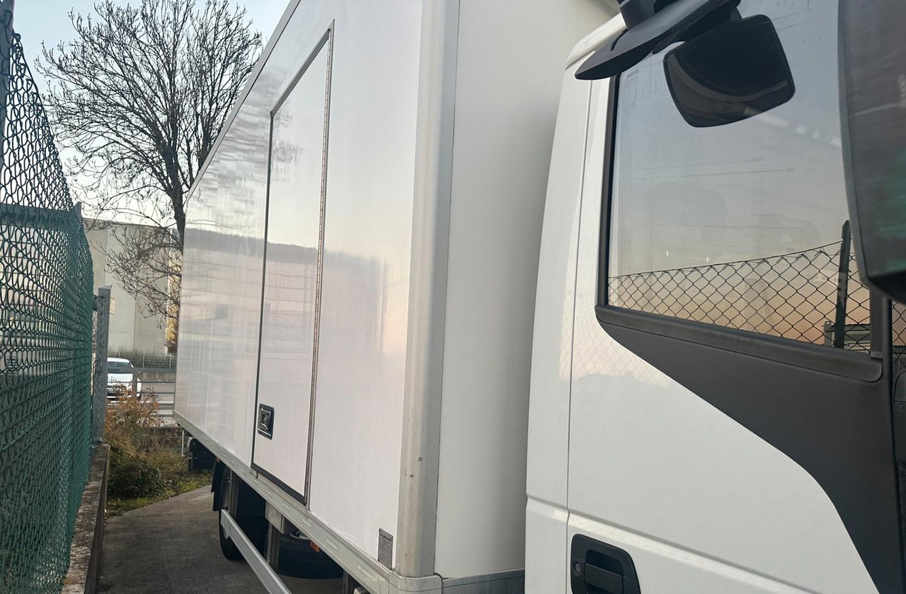 Iveco 75 E 19 P FURGONE ISOTERMICO E SPONDA - Camion frigorifique: photos 5 Iveco 75 E 19 P FURGONE ISOTERMICO E SPONDA - Camion frigorifique: photos 5