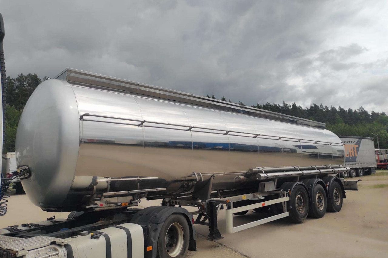Farcinox - Semi-remorque citerne: photos 1 Farcinox - Semi-remorque citerne: photos 1