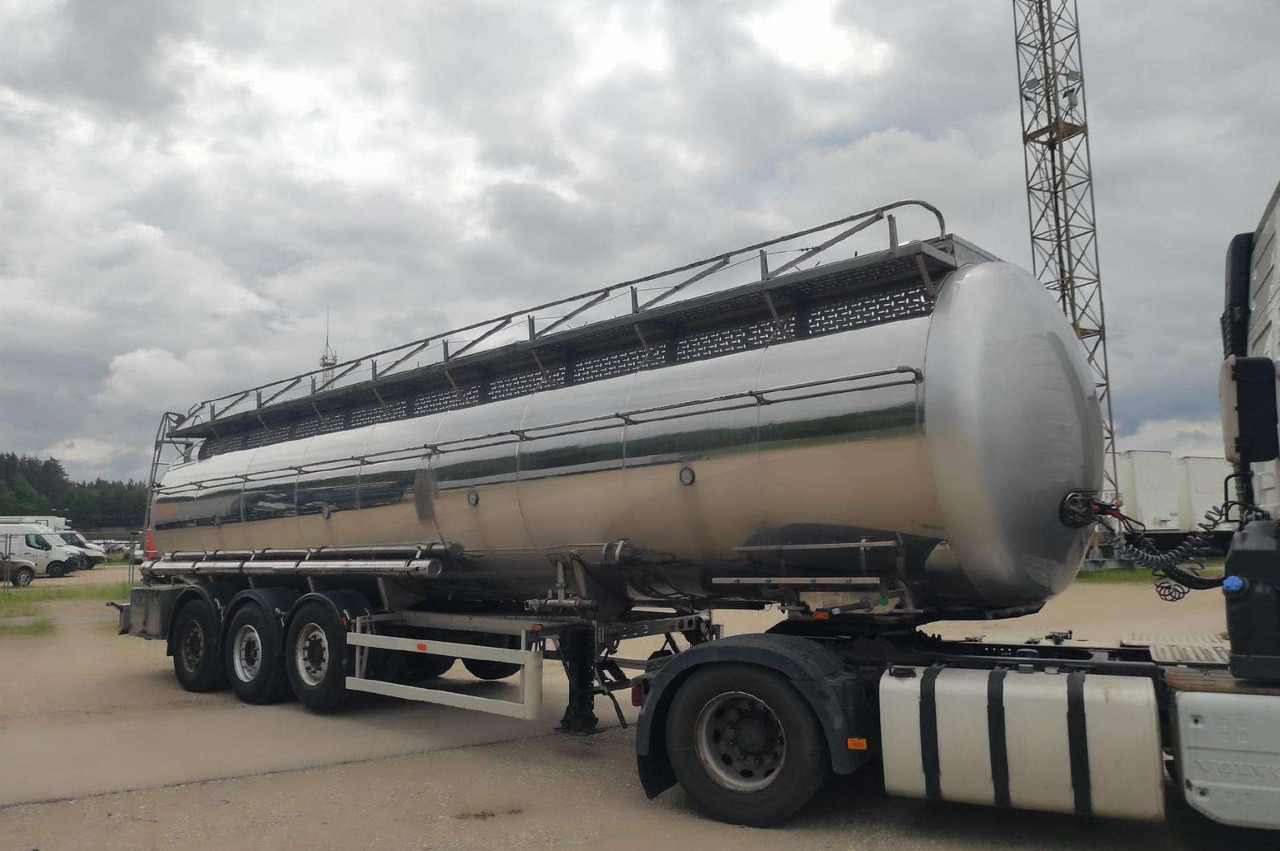 Farcinox - Semi-remorque citerne: photos 2 Farcinox - Semi-remorque citerne: photos 2
