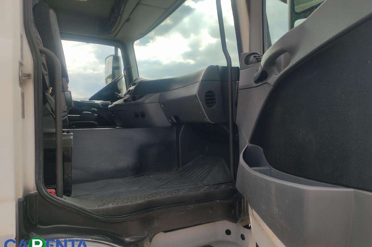 Camion frigorifique Mercedes-Benz ACTROS 1832: photos 15