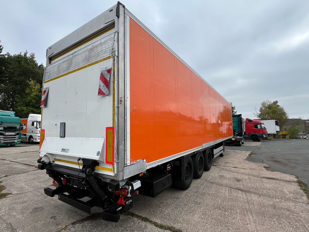 Schmitz Cargobull SCB*S3B/CARRIER/Vector1550/LBW/BÄR/2347h/13,4m - Semi-remorque frigorifique: photos 4 Schmitz Cargobull SCB*S3B/CARRIER/Vector1550/LBW/BÄR/2347h/13,4m - Semi-remorque frigorifique: photos 4