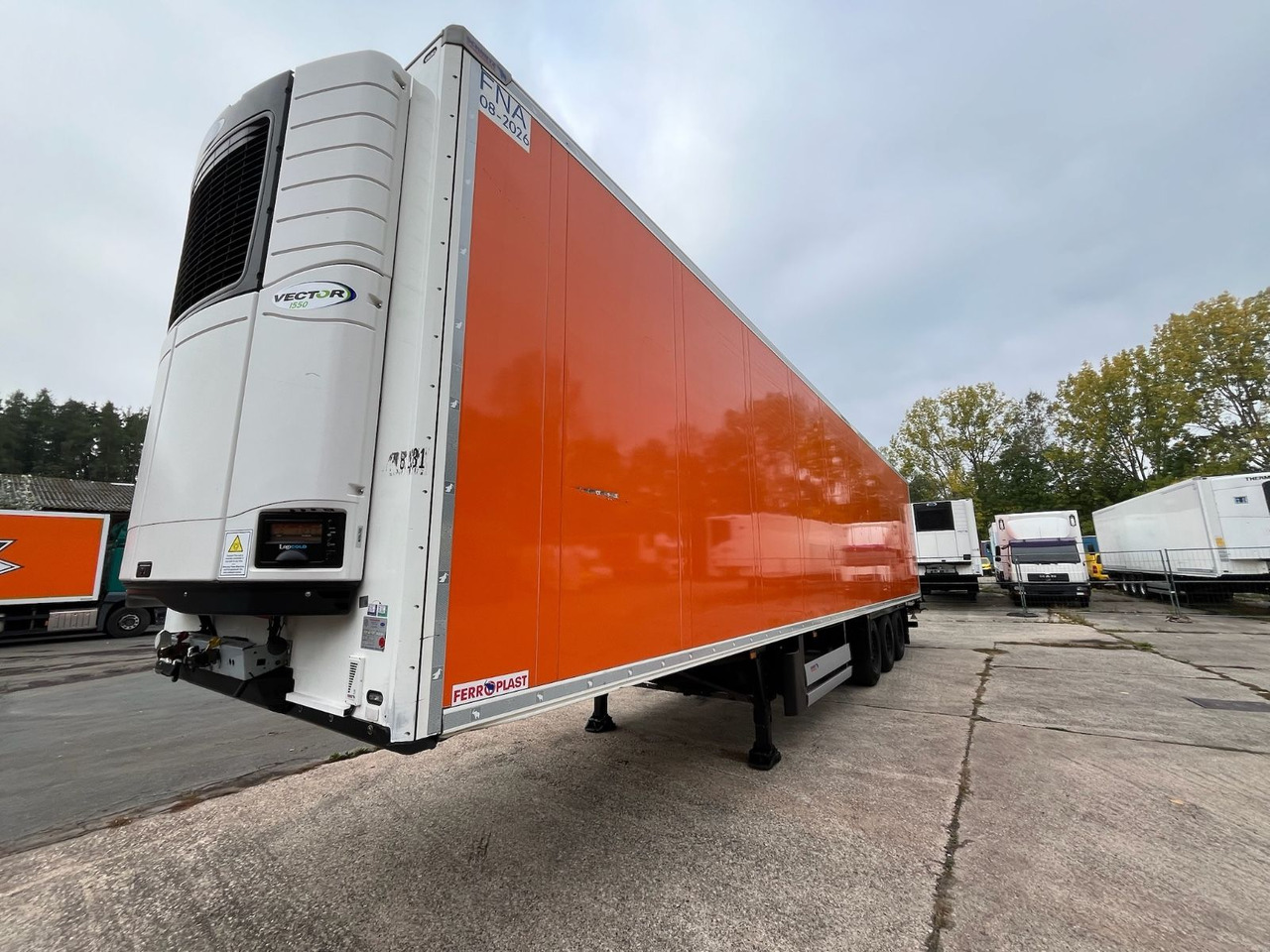 Schmitz Cargobull SCB*S3B/CARRIER/Vector1550/LBW/BÄR/2347h/13,4m - Semi-remorque fourgon: photos 2 Schmitz Cargobull SCB*S3B/CARRIER/Vector1550/LBW/BÄR/2347h/13,4m - Semi-remorque fourgon: photos 2