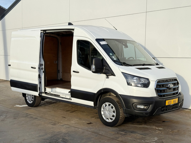Ford E-Transit 390 75kWh 184PK 390 Elektrisch 75kWh 334km WLTP BEV Snelladen L2H2 Climate Control Tachograaf Carplay 360° Camera Stoelverwarming Parkeersensoren voor achter Laadkabel - Fourgon utilitaire, Utilitaire électrique: photos 5 Ford E-Transit 390 75kWh 184PK 390 Elektrisch 75kWh 334km WLTP BEV Snelladen L2H2 Climate Control Tachograaf Carplay 360° Camera Stoelverwarming Parkeersensoren voor achter Laadkabel - Fourgon utilitaire, Utilitaire électrique: photos 5