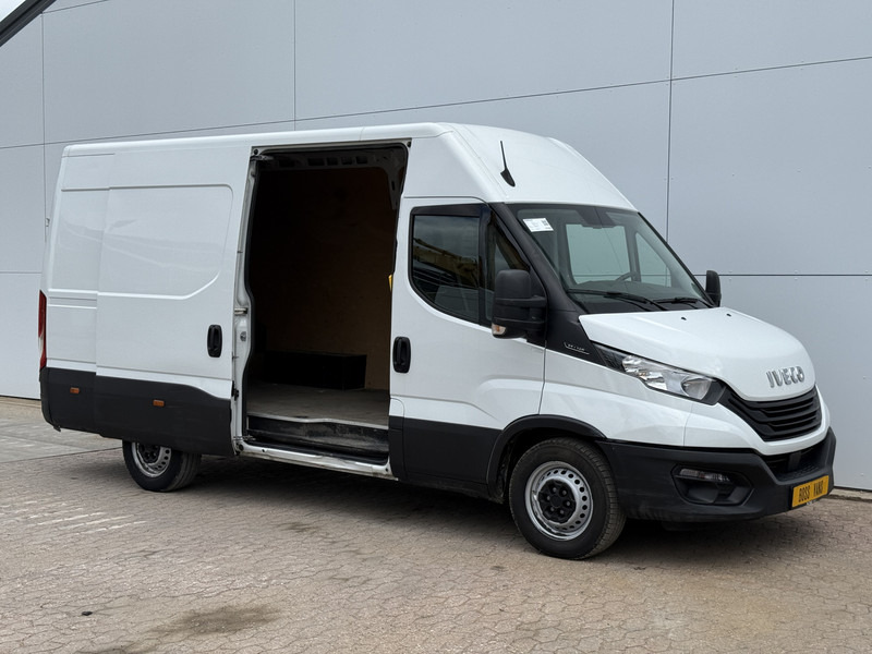 Iveco Daily 35S14 2.3 L2H2 Airco Cruise 3.5ton Trekgewicht Lucht geveerde stoel - Fourgonnette: photos 5 Iveco Daily 35S14 2.3 L2H2 Airco Cruise 3.5ton Trekgewicht Lucht geveerde stoel - Fourgonnette: photos 5