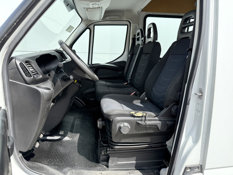 Fourgon utilitaire, Utilitaire double cabine Iveco Daily 35S14 2.3 L2H2 Dubbele Cabine 7 Stoelen Airco Cruise Control Trekhaak 3.5t Lucht geveerde stoel: photos 7