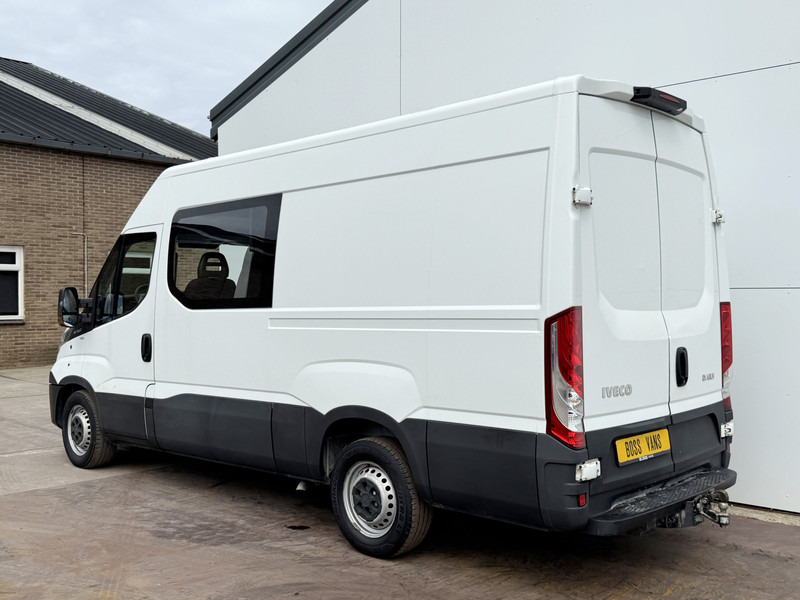 Iveco Daily 35S14 2.3 L2H2 Dubbele Cabine 7 Stoelen Mixto DoKa Airco Cruise Control Trekhaak 3.5t Lucht geveerde stoel - Fourgon utilitaire, Utilitaire double cabine: photos 2 Iveco Daily 35S14 2.3 L2H2 Dubbele Cabine 7 Stoelen Mixto DoKa Airco Cruise Control Trekhaak 3.5t Lucht geveerde stoel - Fourgon utilitaire, Utilitaire double cabine: photos 2