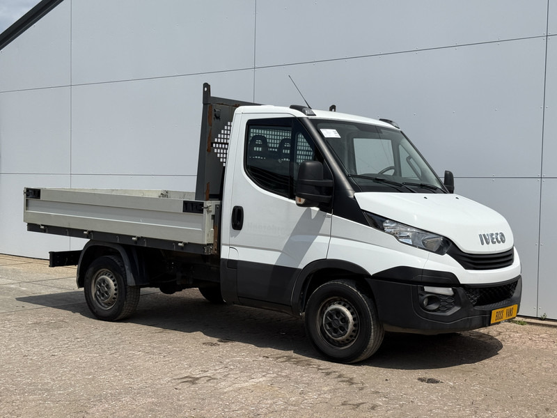 Iveco Daily 35S14 2.3 Open Laadbak Pritische Airco Cruise Control Lucht Geveerde Stoel - Utilitaire plateau: photos 4 Iveco Daily 35S14 2.3 Open Laadbak Pritische Airco Cruise Control Lucht Geveerde Stoel - Utilitaire plateau: photos 4