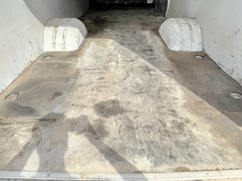 Fourgon utilitaire Iveco Daily 50C18 3.0L Automaat L4H2 Dubbellucht Airco Cruise Control Carplay Tachograaf Trekhaak Maxi: photos 14