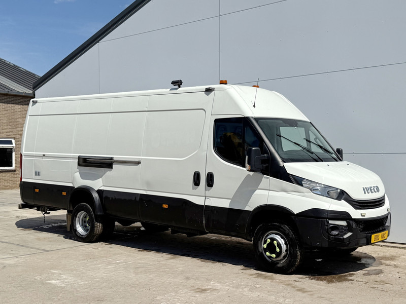 Iveco Daily 70C18 3.0L L4H2 Dubbellucht Airco Cruise Control Dubbele Schuif Oprijplaat Trekhaak Camera Tachograaf - Fourgon utilitaire: photos 5 Iveco Daily 70C18 3.0L L4H2 Dubbellucht Airco Cruise Control Dubbele Schuif Oprijplaat Trekhaak Camera Tachograaf - Fourgon utilitaire: photos 5