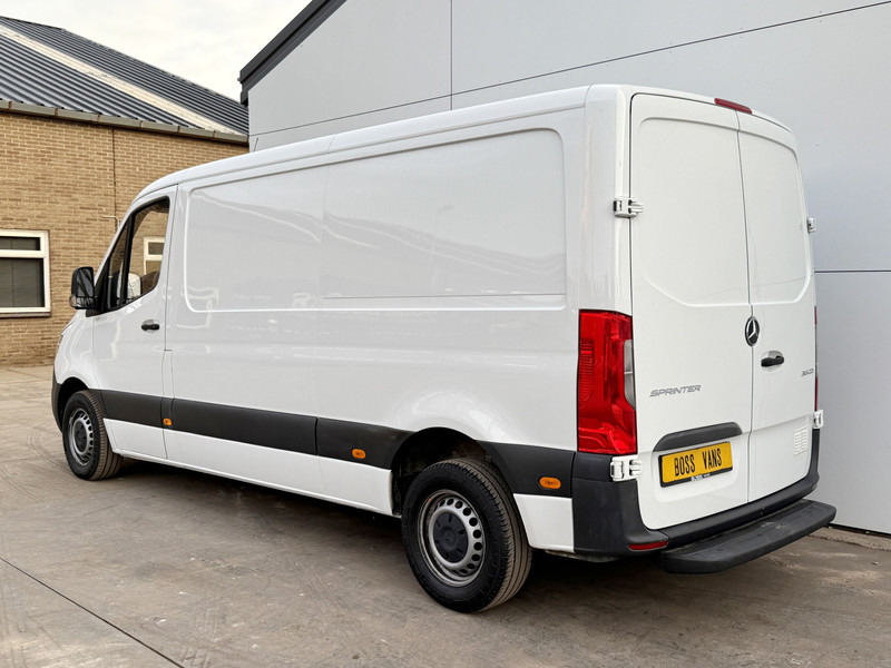 Mercedes-Benz Sprinter 315 1.9 CDI L2H1 Climate Control Cruise Control Carplay - Fourgon utilitaire: photos 2 Mercedes-Benz Sprinter 315 1.9 CDI L2H1 Climate Control Cruise Control Carplay - Fourgon utilitaire: photos 2