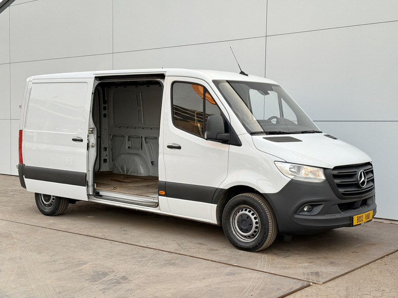 Mercedes-Benz Sprinter 315 1.9 CDI L2H1 Climate Control Cruise Control Carplay - Fourgon utilitaire: photos 5 Mercedes-Benz Sprinter 315 1.9 CDI L2H1 Climate Control Cruise Control Carplay - Fourgon utilitaire: photos 5