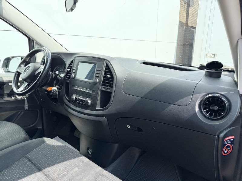 Mercedes-Benz Vito 116 CDI Automaat L2H1 Standkachel Climate Control Cruise Control Stoelverwarming Achteruitrij-camera Parkeersensoren voor achter en crédit-bail Mercedes-Benz Vito 116 CDI Automaat L2H1 Standkachel Climate Control Cruise Control Stoelverwarming Achteruitrij-camera Parkeersensoren voor achter: photos 9
