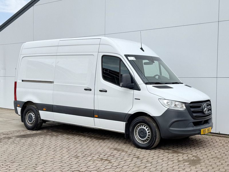 Mercedes-Benz eSprinter 312 L2H2 Elektrisch 55kWh 116pk 143km WLTP Climate Control Stoelverwarming - Fourgon utilitaire, Utilitaire électrique: photos 4 Mercedes-Benz eSprinter 312 L2H2 Elektrisch 55kWh 116pk 143km WLTP Climate Control Stoelverwarming - Fourgon utilitaire, Utilitaire électrique: photos 4