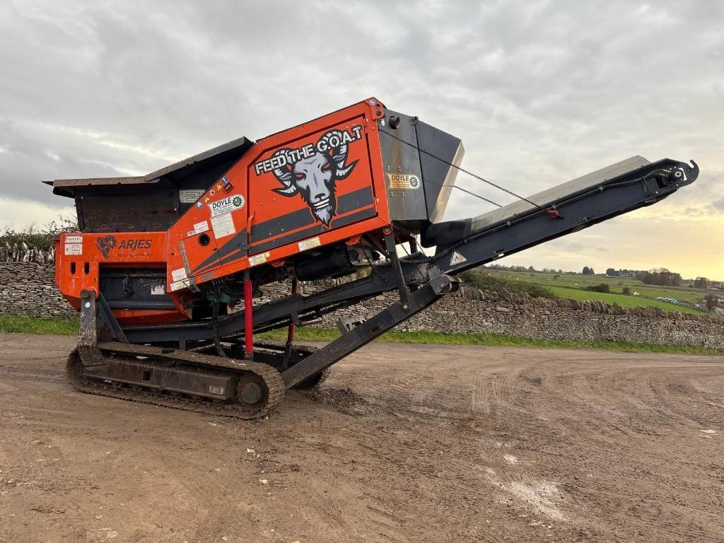 Arjes 250 Evo - Concasseur: photos 2 Arjes 250 Evo - Concasseur: photos 2