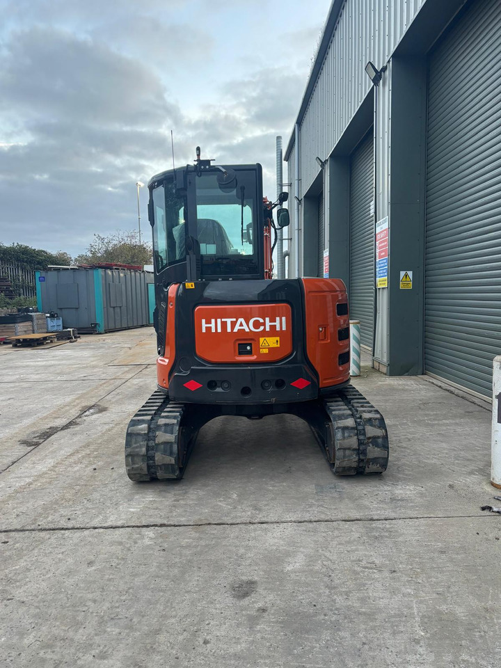 Hitachi ZX55U-6 CLR - Mini pelle: photos 4 Hitachi ZX55U-6 CLR - Mini pelle: photos 4